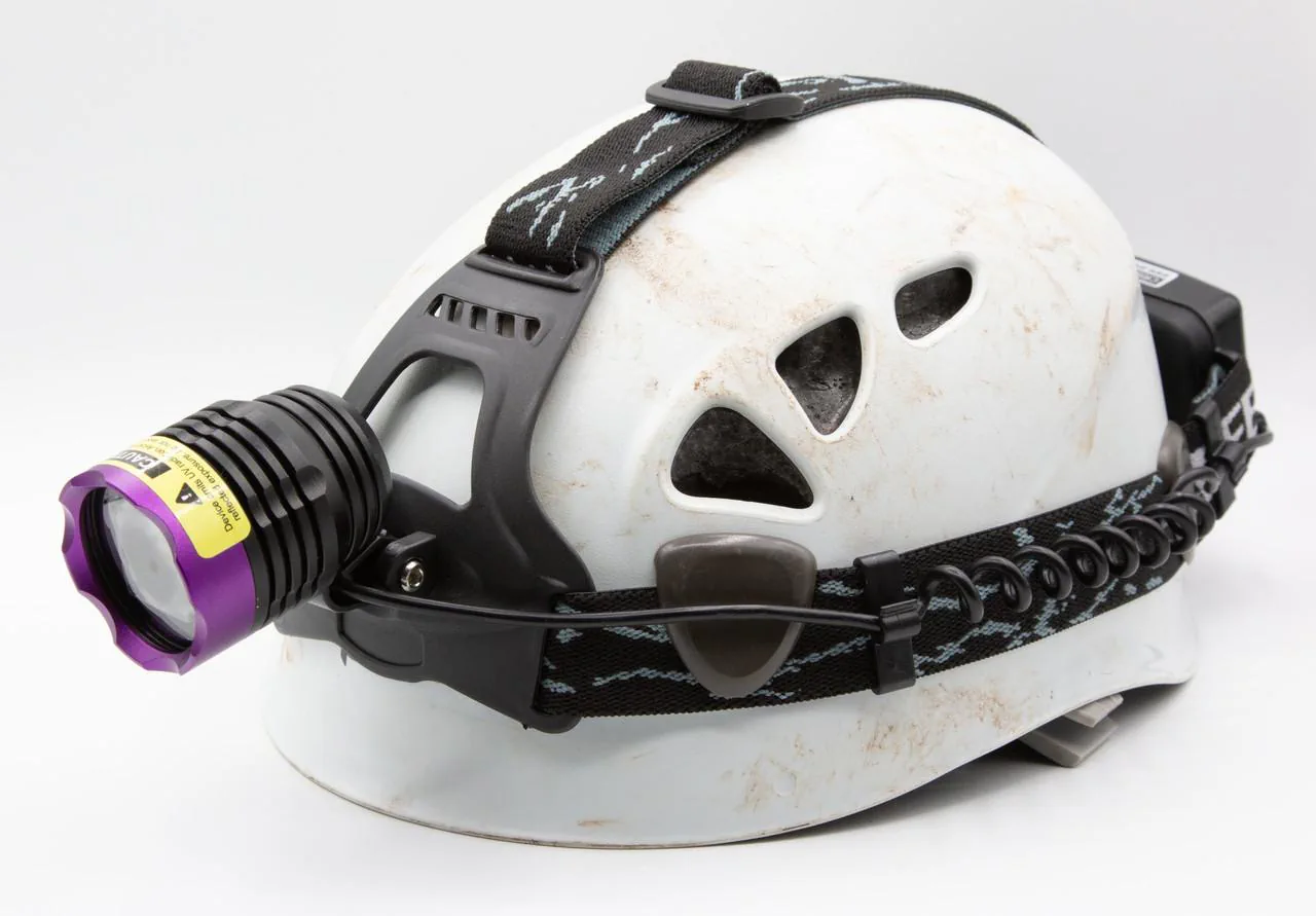 NeoVU-HM2 365nm UV LED Head Mounted Inspection Lamp